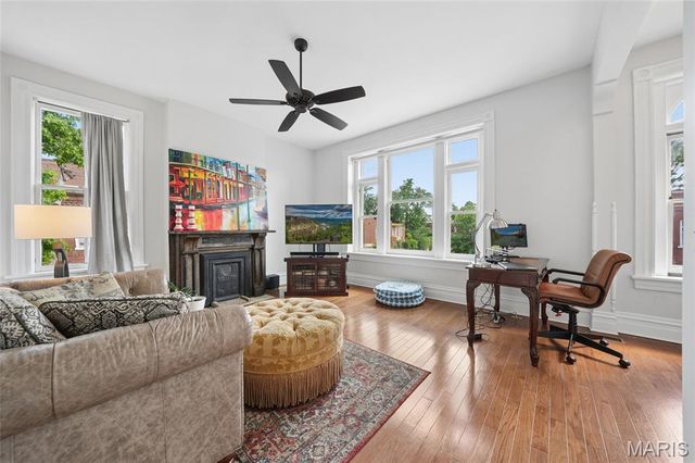 2701 Ann Avenue, St Louis, MO 63104