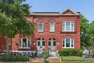 2701 Ann Avenue, St Louis, MO 63104