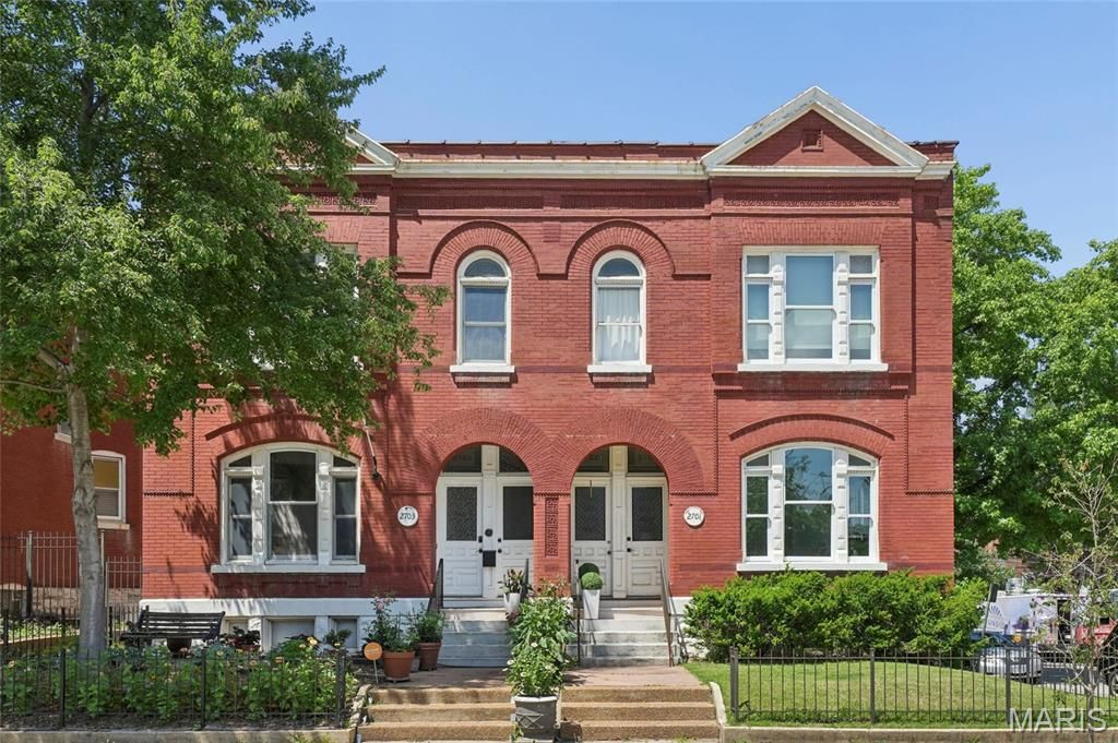 2701 Ann Avenue, St Louis, MO 63104