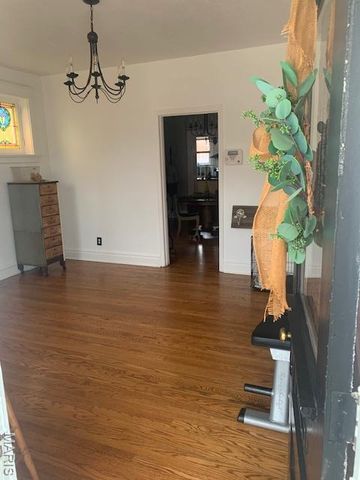 4918 Gresham Avenue, St Louis, MO 63109