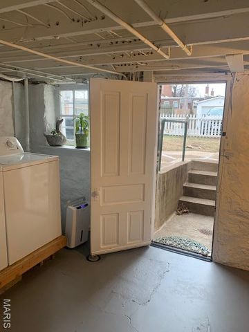 4918 Gresham Avenue, St Louis, MO 63109