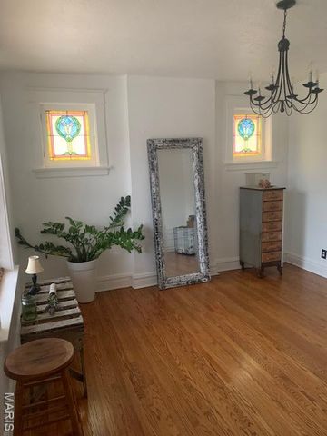 4918 Gresham Avenue, St Louis, MO 63109