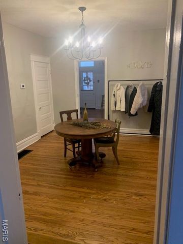 4918 Gresham Avenue, St Louis, MO 63109