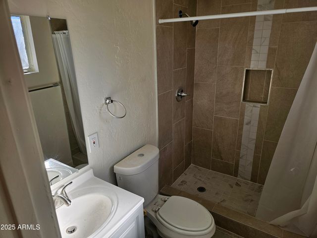 4721 W MONTEROSA Street, Phoenix, AZ 85031