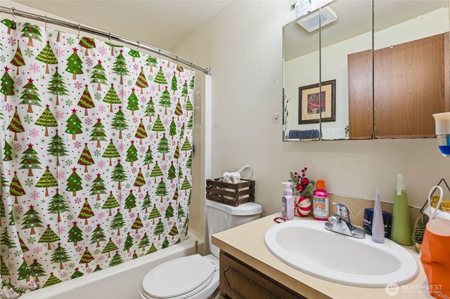 15001 132nd Street E, Puyallup, WA 98374