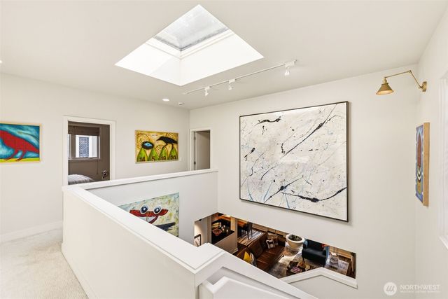 604 Bellevue Way SE, Bellevue, WA 98004