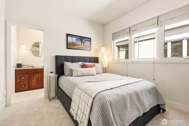 604 Bellevue Way SE, Bellevue, WA 98004
