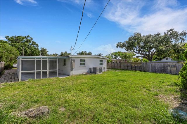 4861 BELL MEADE DRIVE, Sarasota, FL 34232