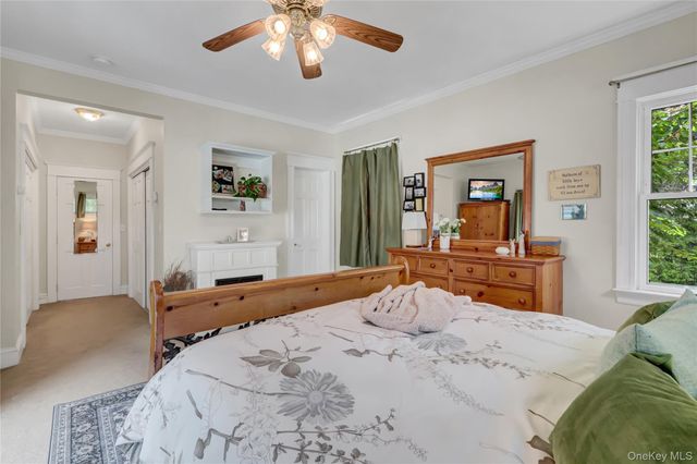 1606 Grundy Avenue, Holbrook, NY 11741