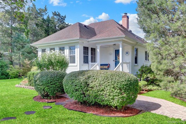 1606 Grundy Avenue, Holbrook, NY 11741