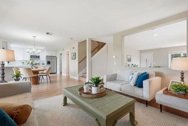 342 Rimhurst Court, Oceanside, CA 92058