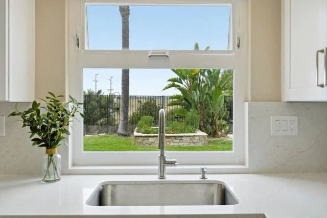 342 Rimhurst Court, Oceanside, CA 92058