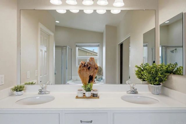 342 Rimhurst Court, Oceanside, CA 92058