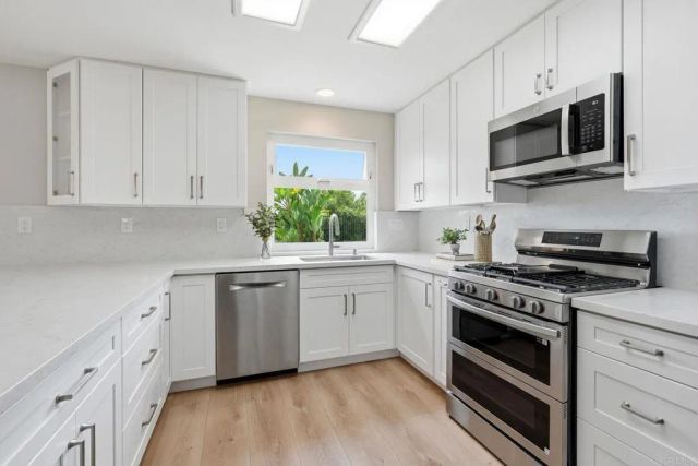 342 Rimhurst Court, Oceanside, CA 92058