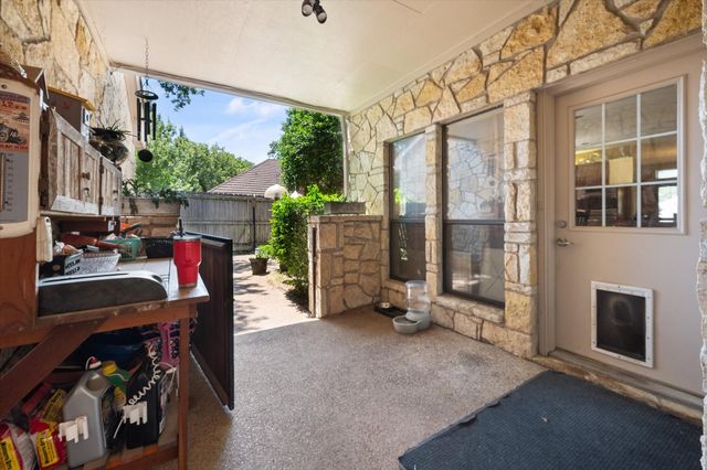 4917 Wareham Drive, Arlington, TX 76017