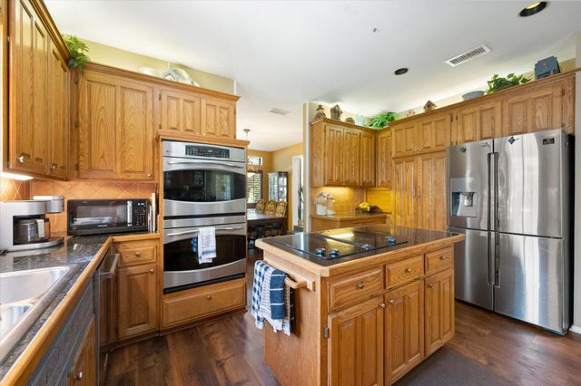 4917 Wareham Drive, Arlington, TX 76017