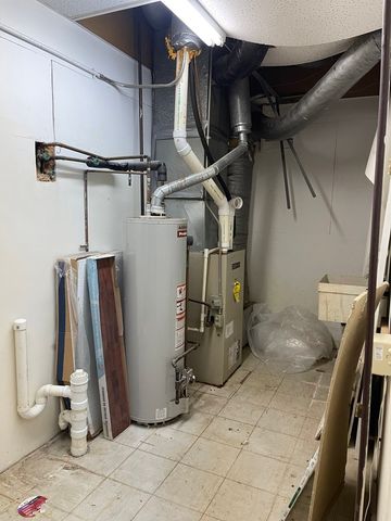 804 Eastwood Drive 8, Mahomet, IL 61853