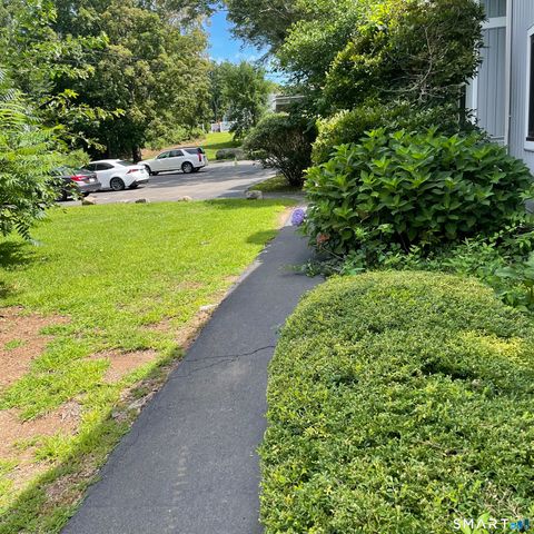 274 Church Street 1D, Guilford, CT 06437