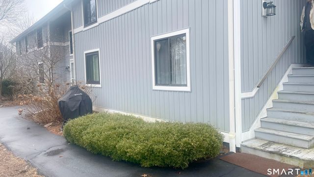 274 Church Street 1D, Guilford, CT 06437