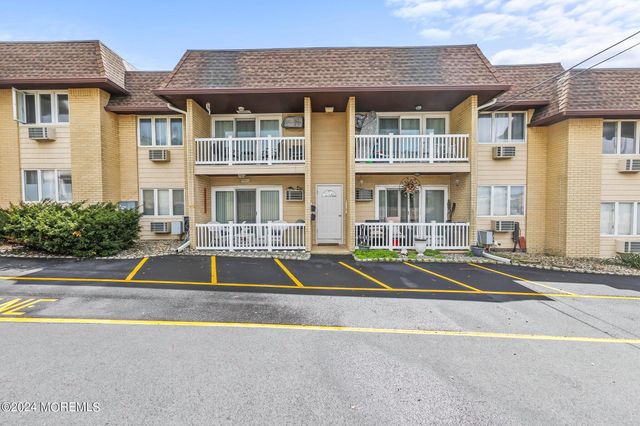 1187 Ocean Avenue 35, Sea Bright, NJ 07760