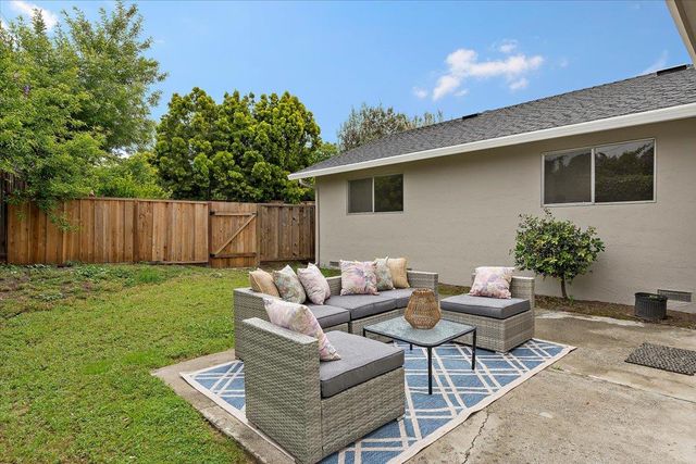 2247 Dayle Court, Fremont, CA 94539