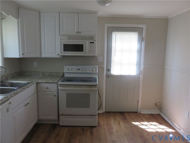 6719 Lakemont Rd, Quinton, VA 23141