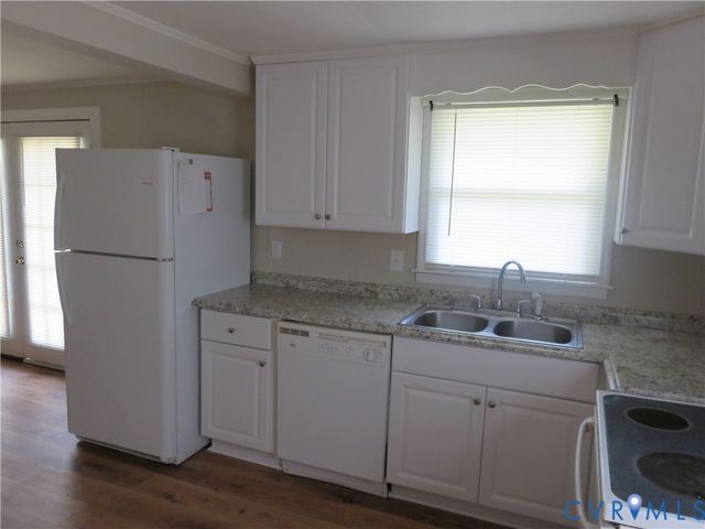 6719 Lakemont Rd, Quinton, VA 23141