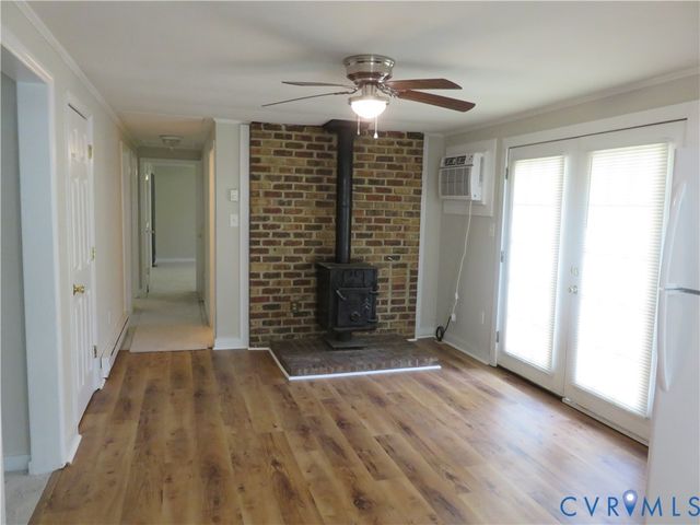 6719 Lakemont Rd, Quinton, VA 23141