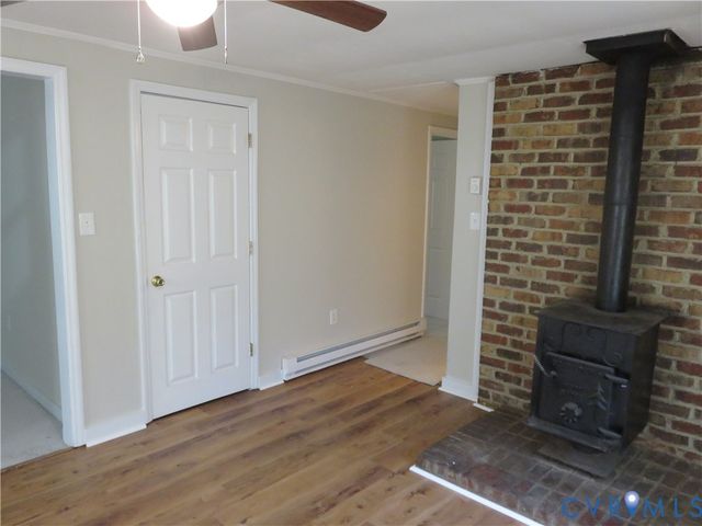 6719 Lakemont Rd, Quinton, VA 23141
