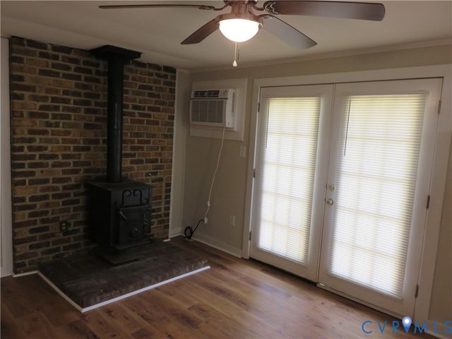 6719 Lakemont Rd, Quinton, VA 23141