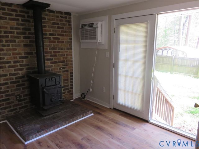 6719 Lakemont Rd, Quinton, VA 23141