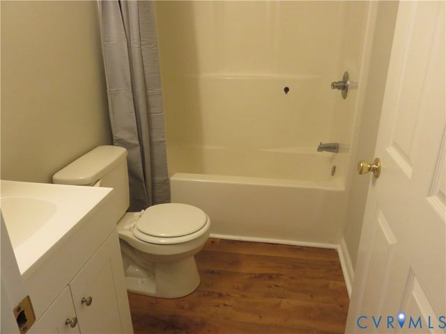 6719 Lakemont Rd, Quinton, VA 23141