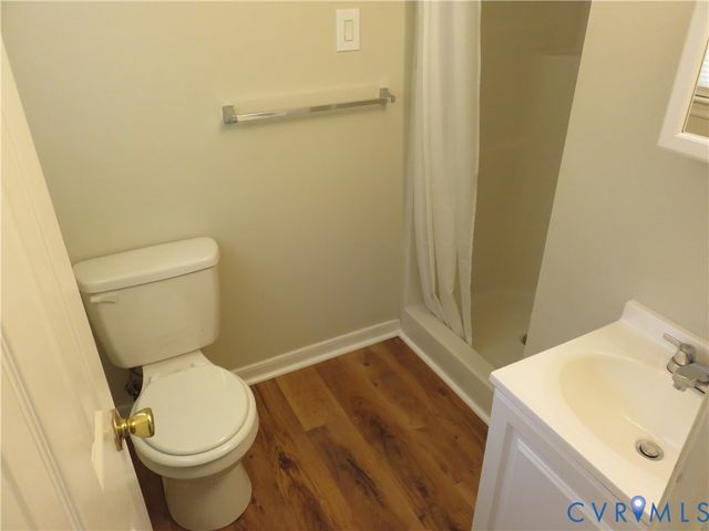 6719 Lakemont Rd, Quinton, VA 23141
