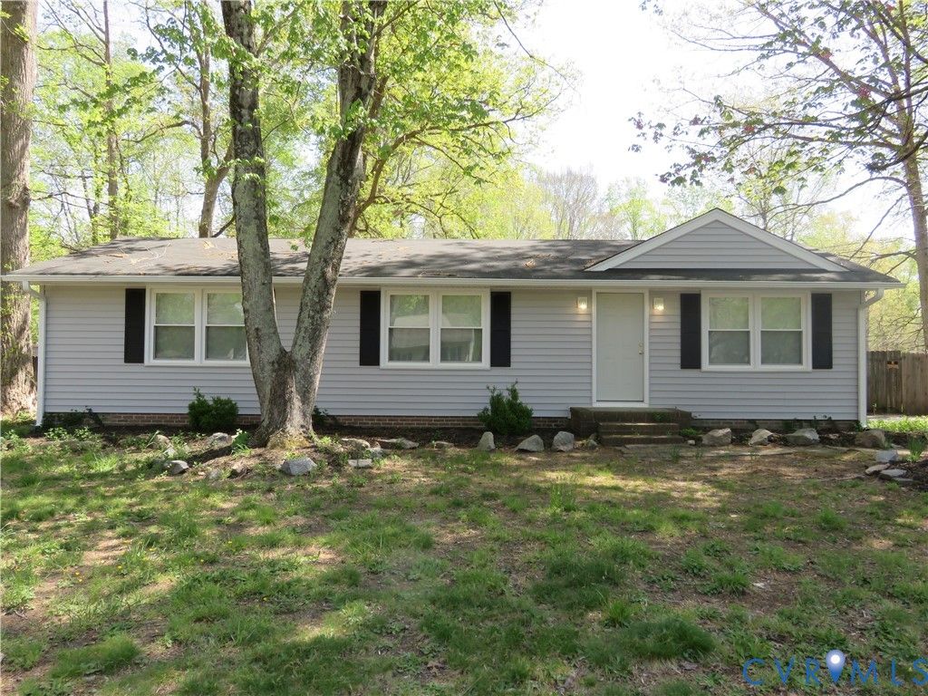 6719 Lakemont Rd, Quinton, VA 23141