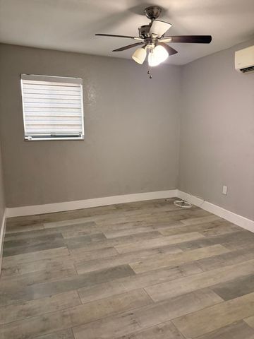 15700 NW 39th Place, Miami Gardens, FL 33054