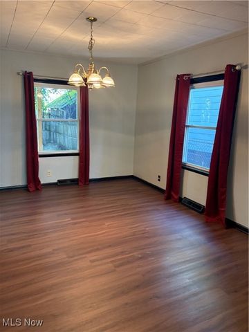 151 Myers Avenue, Akron, OH 44305