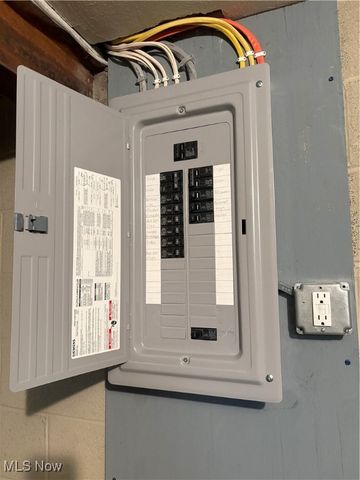 151 Myers Avenue, Akron, OH 44305