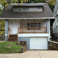 151 Myers Avenue, Akron, OH 44305