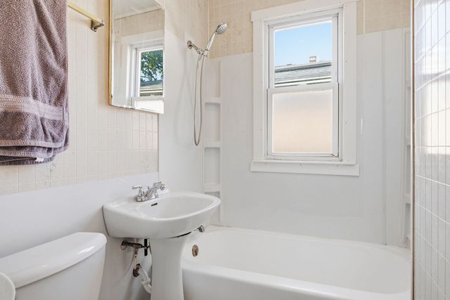 4562 N Mulligan, Chicago, IL 60630