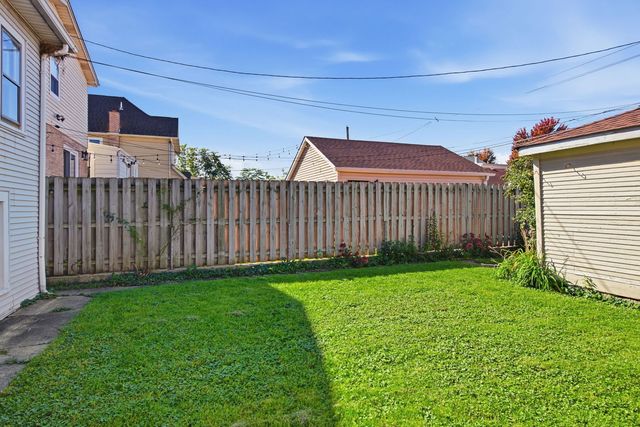 4562 N Mulligan, Chicago, IL 60630