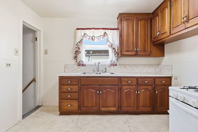 4562 N Mulligan, Chicago, IL 60630
