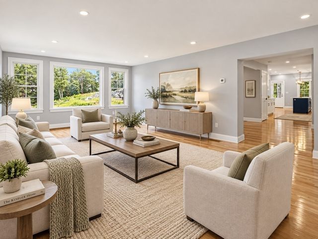 6 Lovis, Wakefield, MA 01880