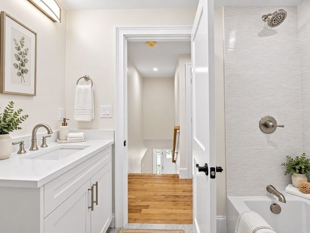 6 Lovis, Wakefield, MA 01880