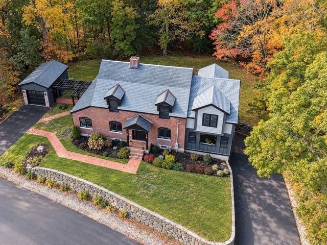 6 Lovis, Wakefield, MA 01880