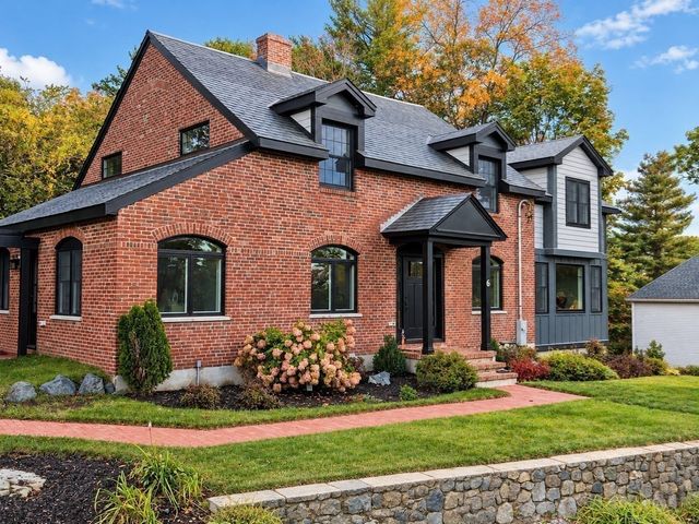 6 Lovis, Wakefield, MA 01880