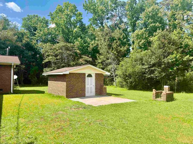 3240 Mount Olive Rd., Loris, SC 29569