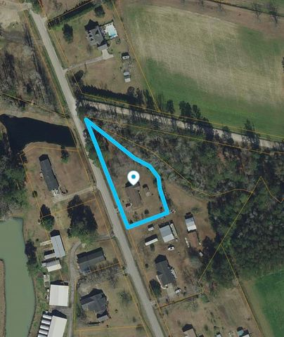 3240 Mount Olive Rd., Loris, SC 29569