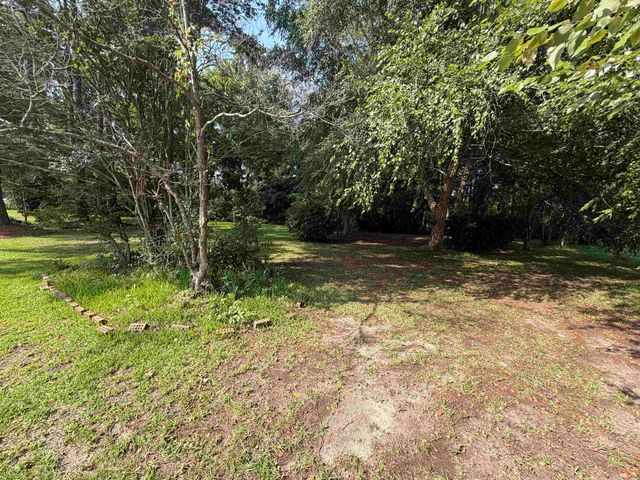 3240 Mount Olive Rd., Loris, SC 29569