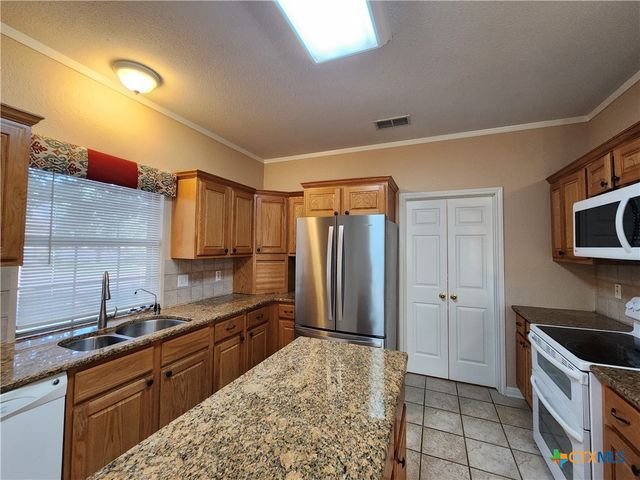 1771 Oak Glen, New Braunfels, TX 78132