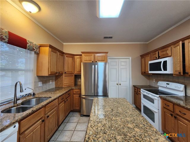 1771 Oak Glen, New Braunfels, TX 78132